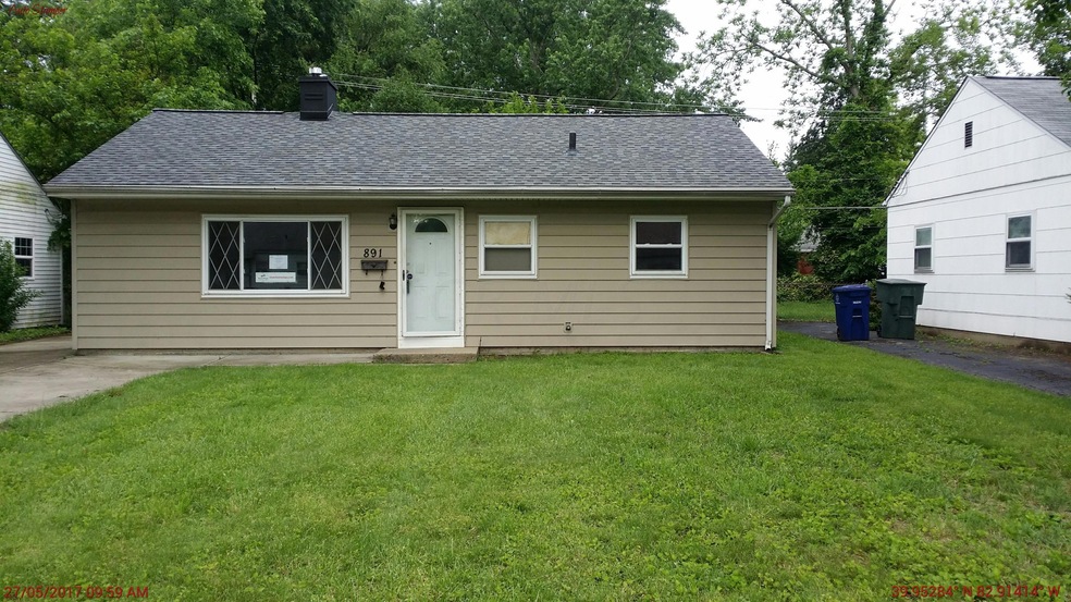 891 S Ashburton Rd, Columbus, OH 43227 - photo 1