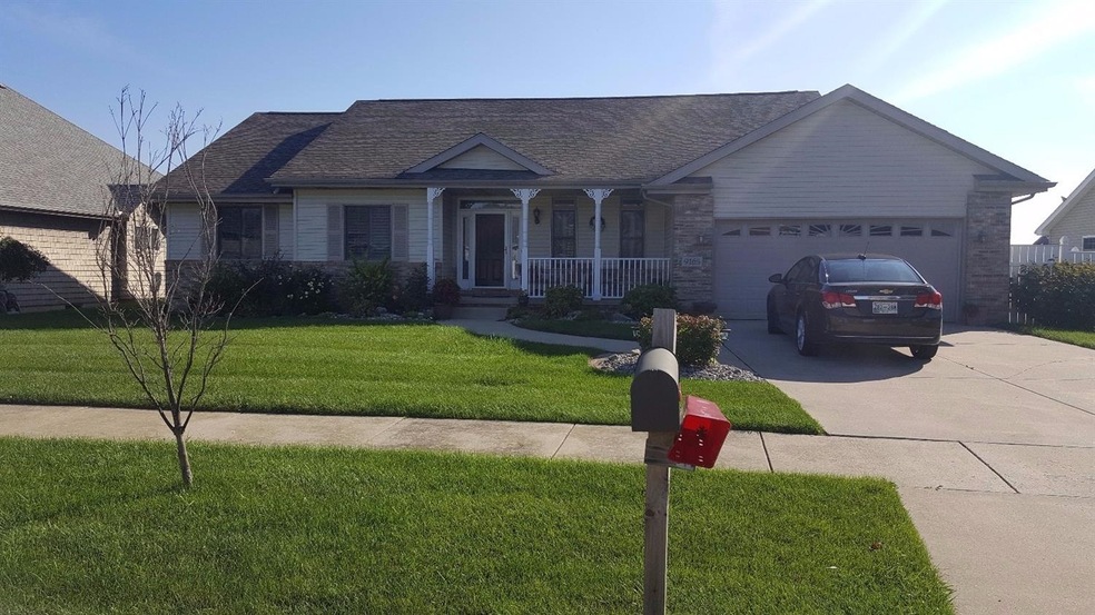 9165 Lane St, Merrillville, IN 46410 - photo 1