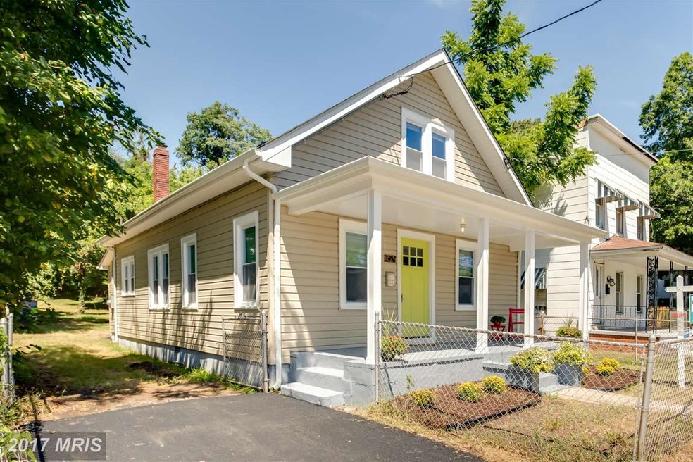 729 Larchmont Ave, Capitol Heights, MD 20743 - photo 1