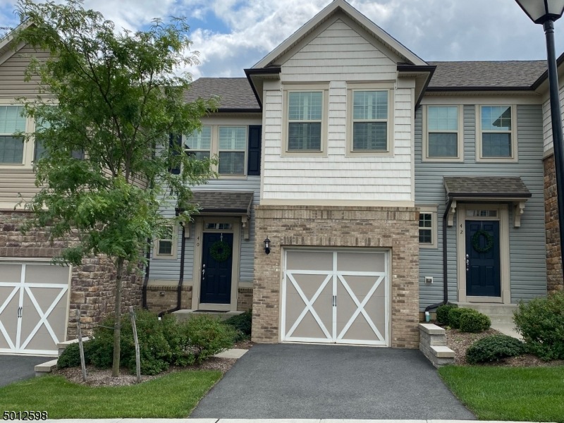 40 Albert Ct, Randolph, NJ 07869 - photo 1