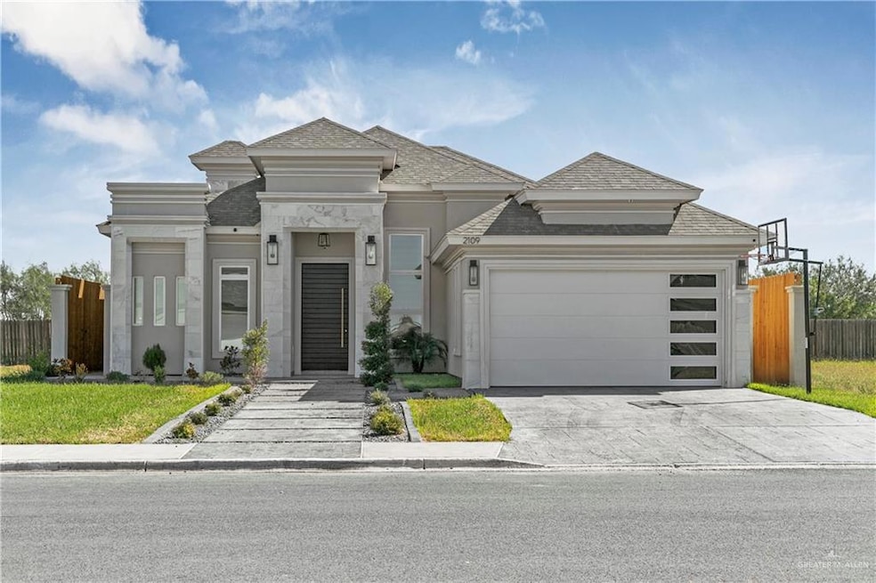 2109 N 32nd St, Hidalgo, TX 78557 - photo 1