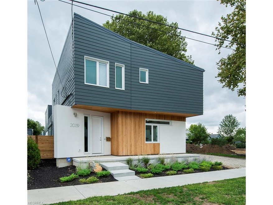 Modern Fabulous Luxury! Double Parcel, cutting edg