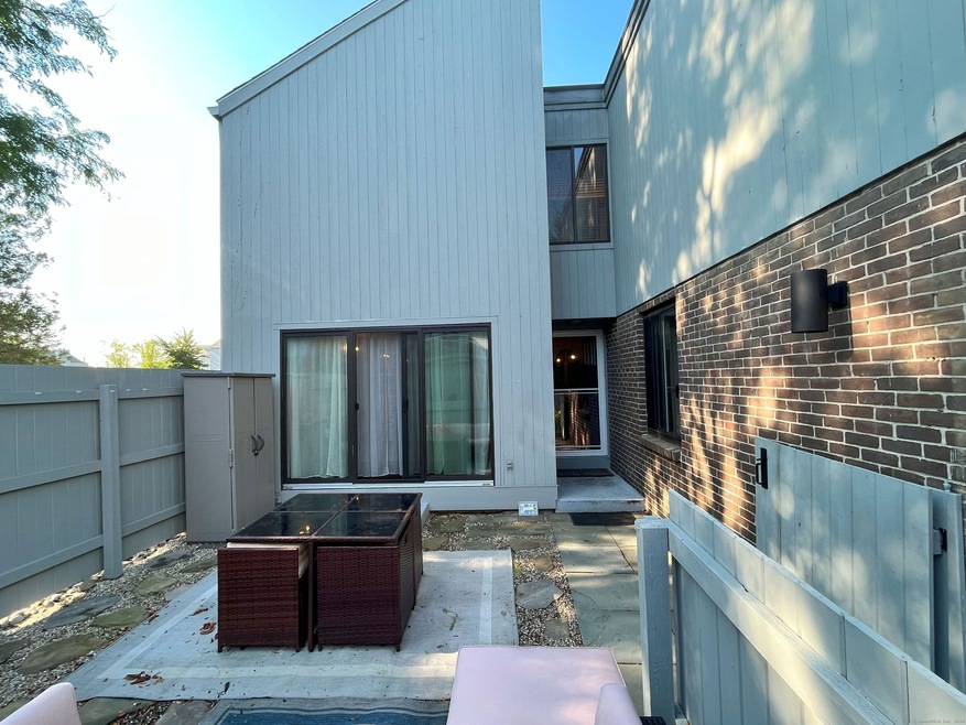 5 Cypress Ln, Ridgefield, CT 06877 - photo 1