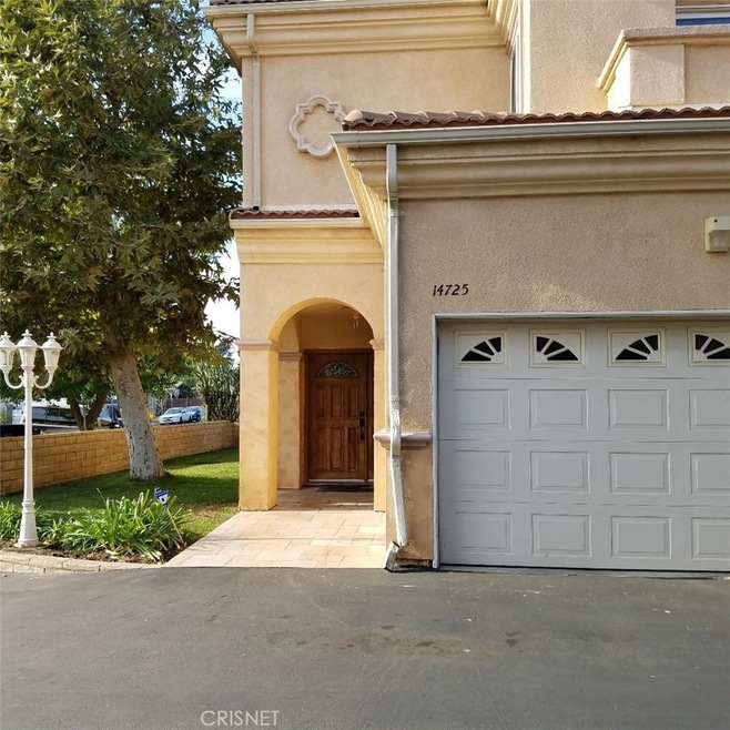 14725 Forest Edge Dr, Sylmar, CA 91342 - photo 1
