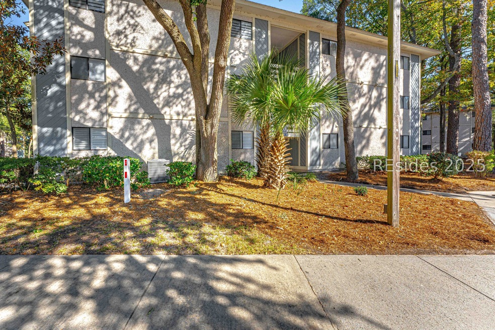 45 Folly Field Rd unit 10I, Hilton Head Island, SC 29928 - photo 1
