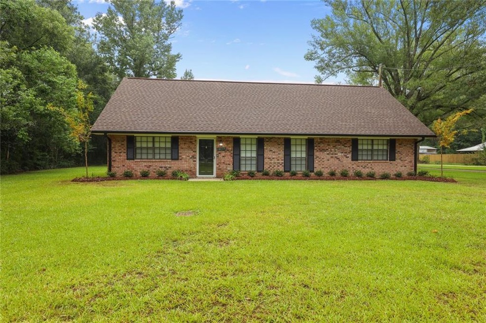 42188 S Range Rd, Ponchatoula, LA 70454 - photo 1