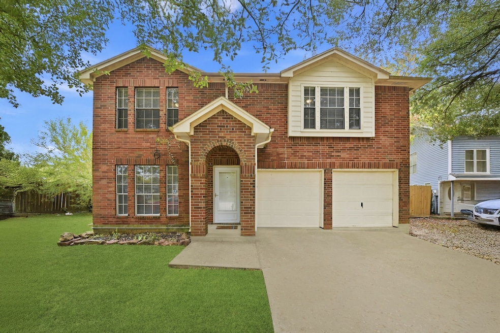 5921 Santa fe Cir, Dickinson, TX 77539 - photo 1