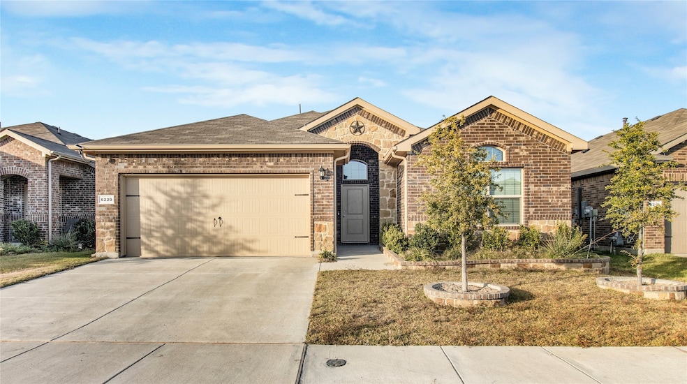 6220 Blacksmith Ave, Fort Worth, TX 76179 - photo 1