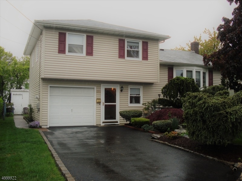 2354 Dunlake Rd, Union, NJ 07083 - photo 1