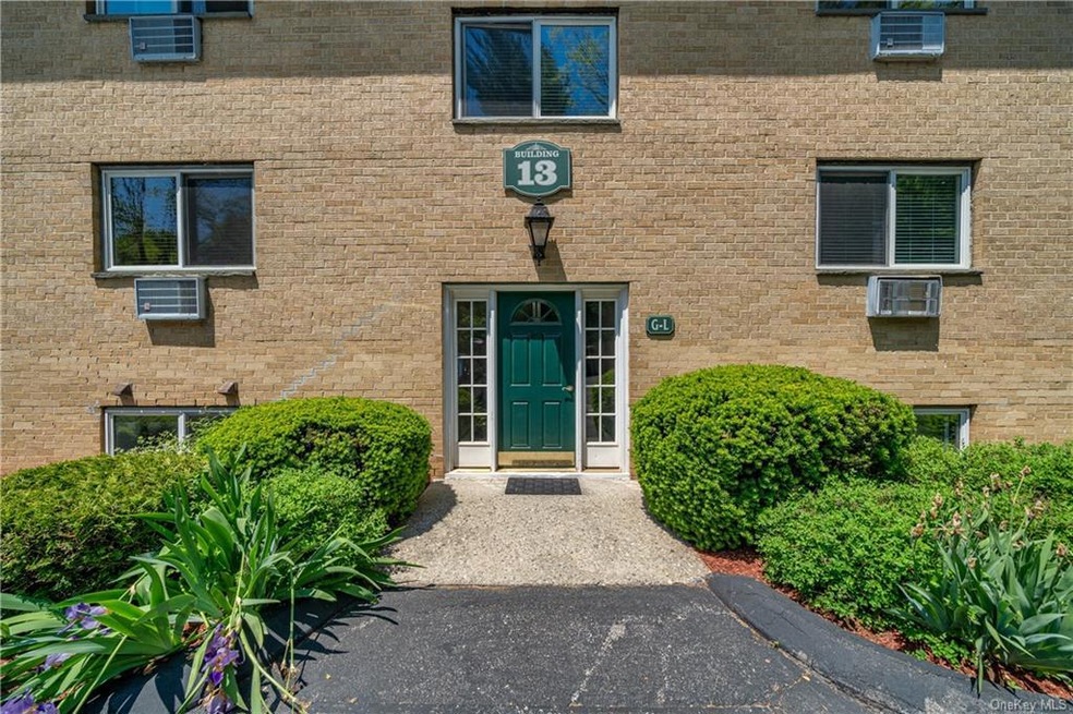 13 Scenic Dr unit L, Croton On Hudson, NY 10520 - photo 1