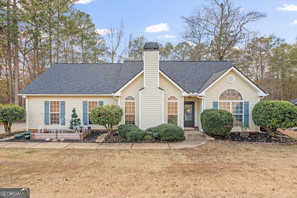 205 Hidden Brook Trail, Newnan, GA 30265 - photo 1