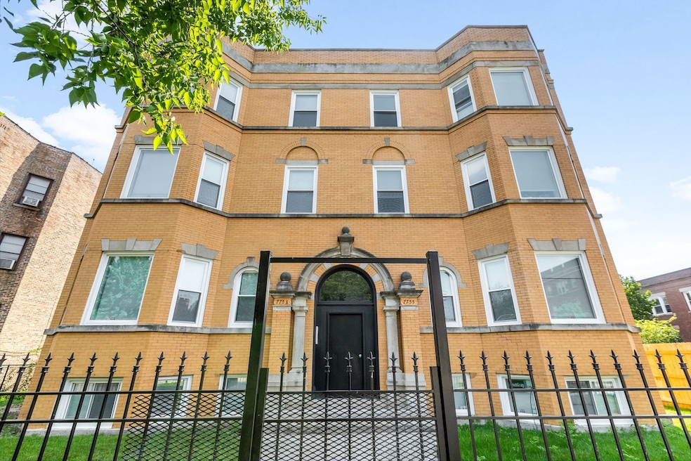 7753 S Morgan St unit 3, Chicago, IL 60620 - photo 1