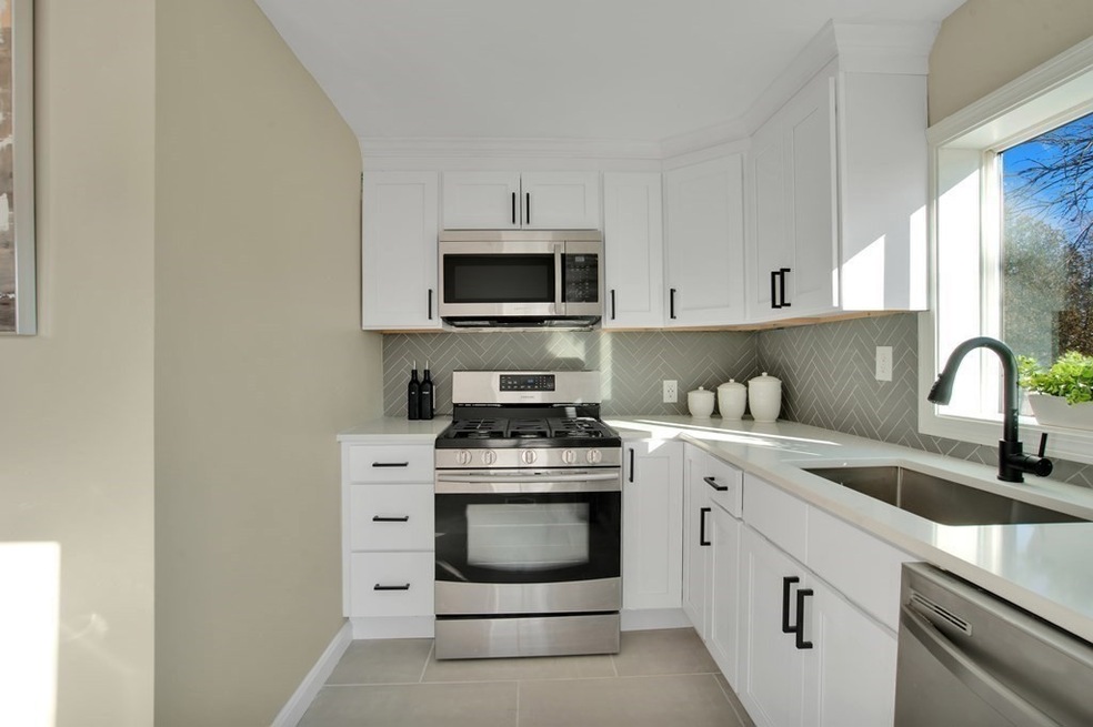 Sold $420,000 • Co-Listing Agent