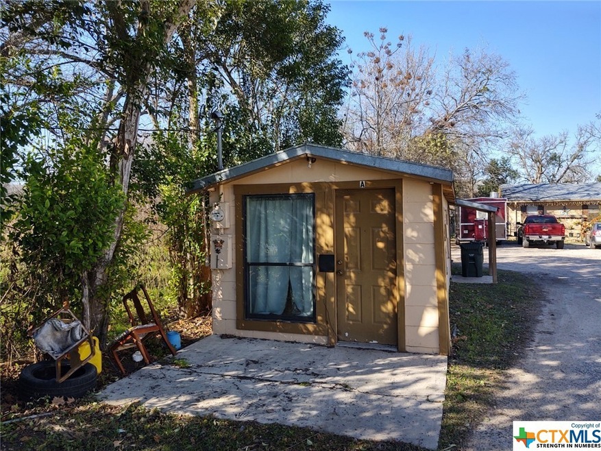 2113 River Rd unit A,B,C, San Marcos, TX 78666 - photo 1