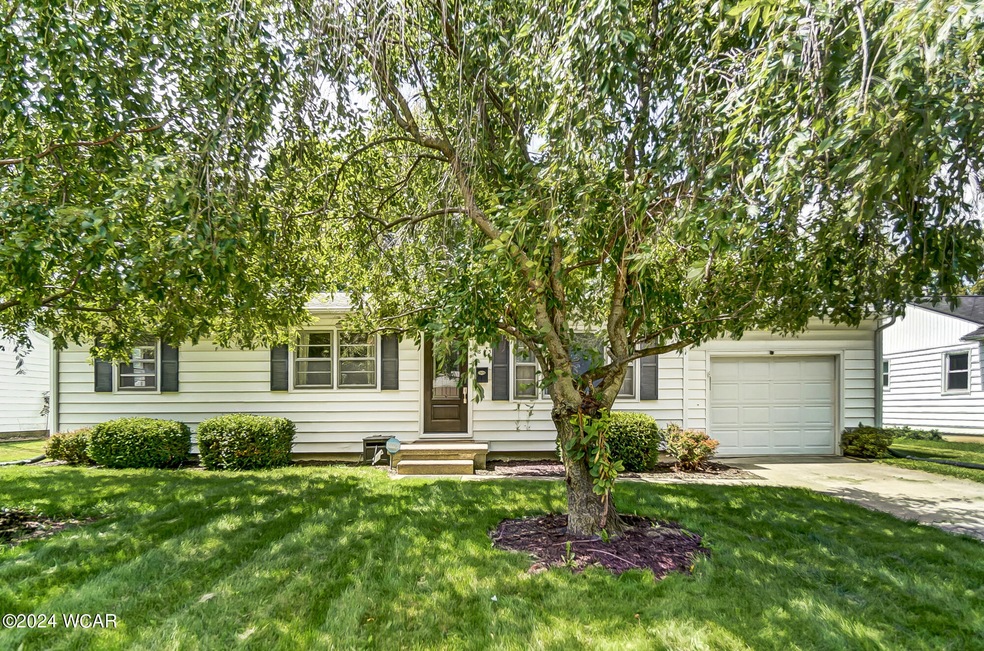 1893 N Metcalf St, Lima, OH 45801 - photo 1