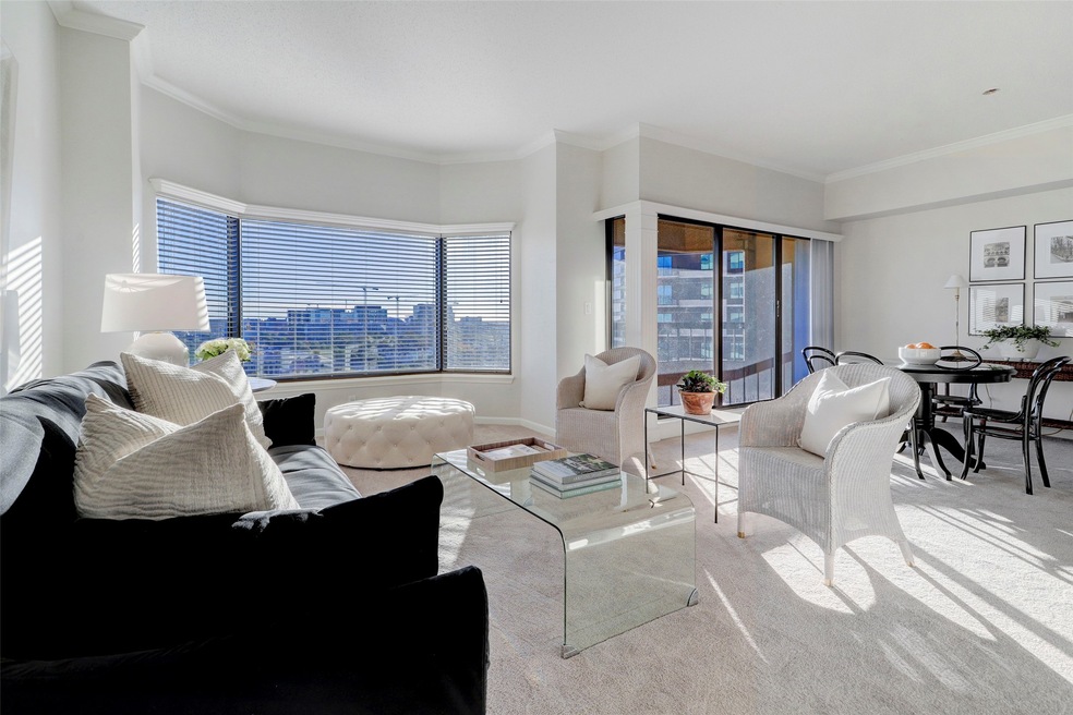 Spacious living and dining with neutral tones and