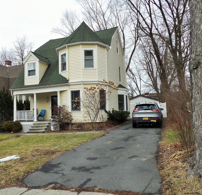 37 Hillview Ave, Rensselaer, NY 12144 - photo 1