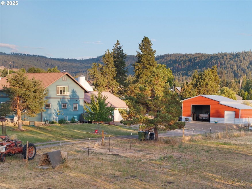 1008 Foster St, Cove, OR 97824 - photo 1