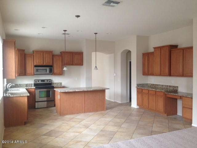 8809 W Myrtle Ave, Glendale, AZ 85305 - photo 1