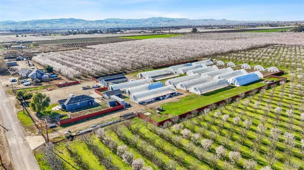 1631 Fig Ave, Patterson, CA 95363 - photo 1