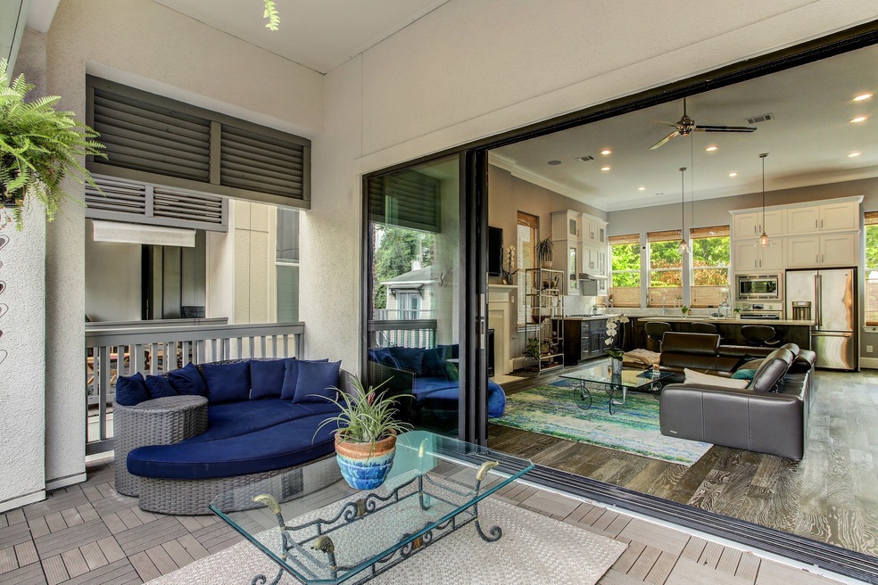 The spacious balcony is perfect for your summer ga
