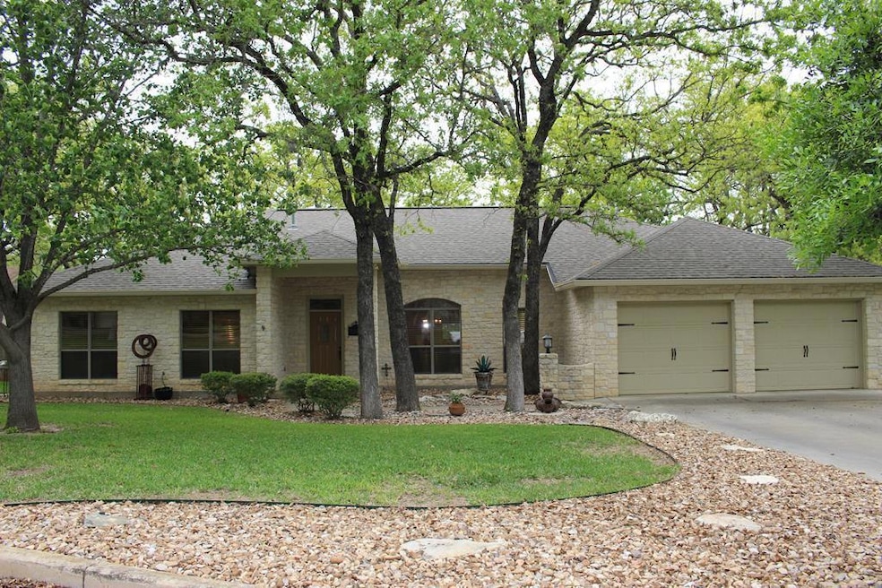 120 Tanglewood Dr, Fredericksburg, TX 78624 - photo 1