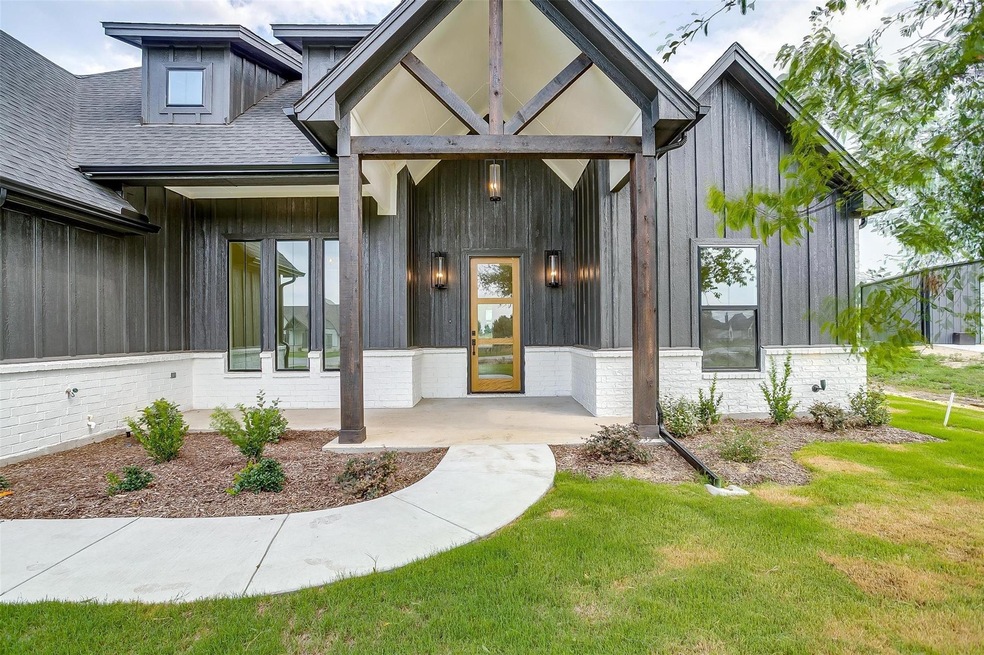 2037 Sunset Ridge Dr, Hudson Oaks, TX 76087 - photo 1