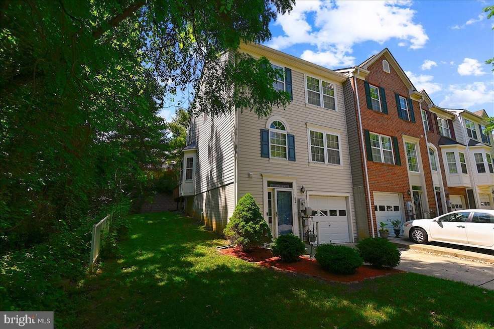 102 Arbor Vista Ln, Owings Mills, MD 21117 - photo 1