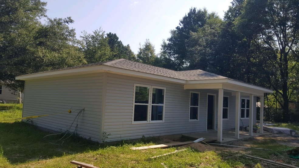 3071 Highland Ave, Crestview, FL 32539 - photo 1