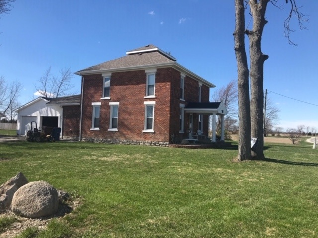 1132 S Warren Rd, Huntington, IN 46750 - photo 1