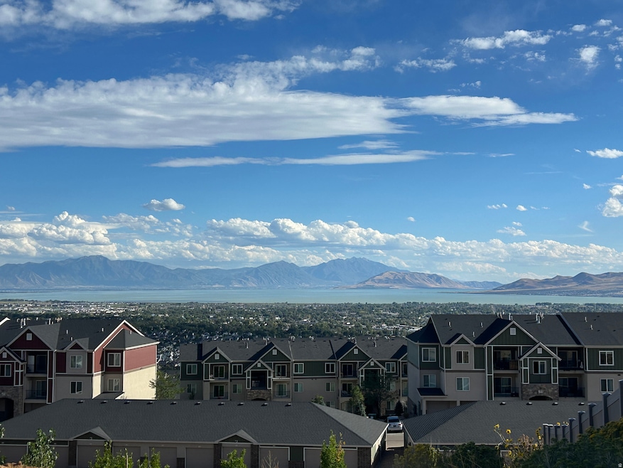 1057 W Seasons View Ct unit 113, Lehi, UT 84043 - photo 1