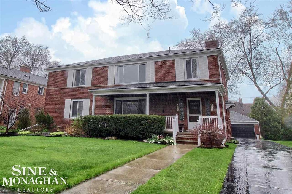 751 Harcourt Rd, Grosse Pointe Park, MI 48230 - photo 1