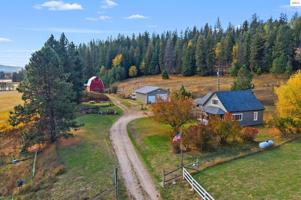 195 Key Ranch Rd, Sagle, ID 83860 - photo 1