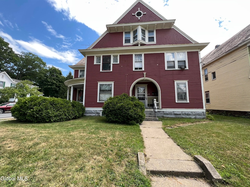 1084 Wendell Ave unit 1, Schenectady, NY 12308 - photo 1