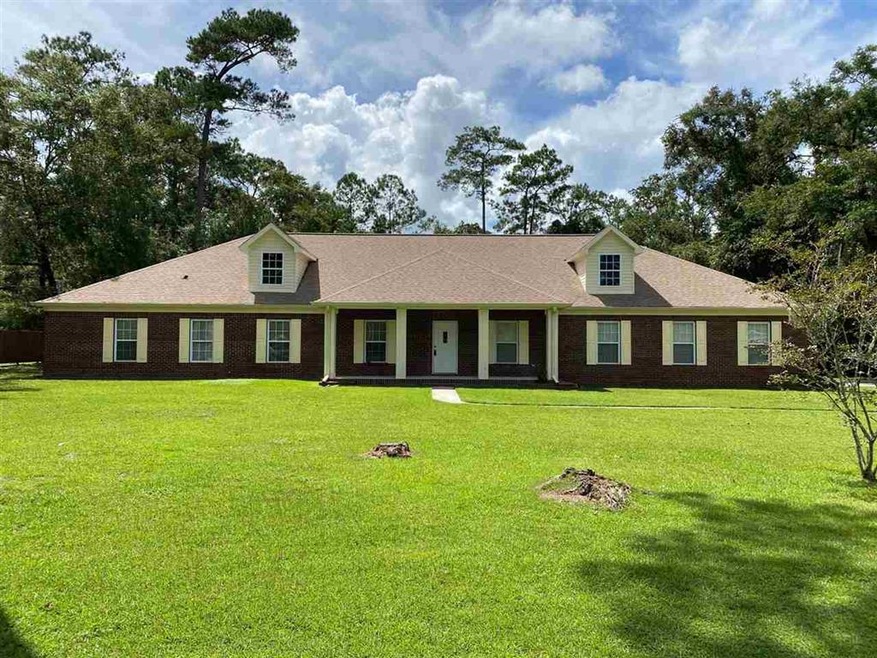 140 Oak St, Crawfordville, FL 32327 - photo 1