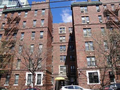 13639 41st Ave unit 5F, Flushing, NY 11355 - photo 1