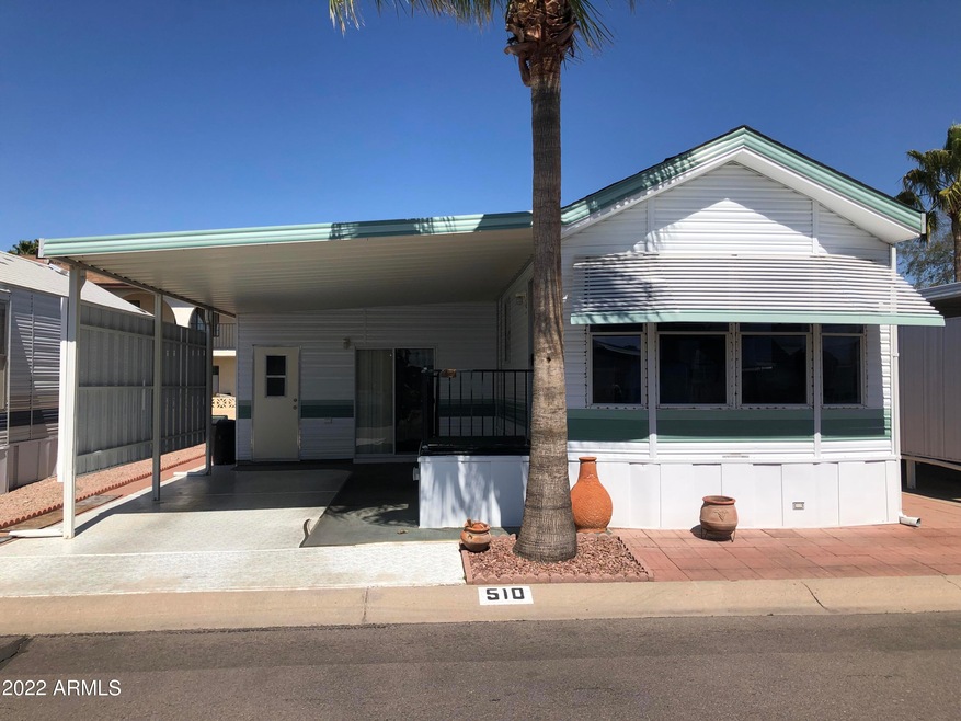 FRONT LOT VIEW