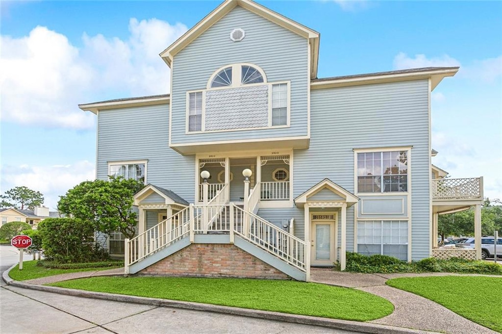 3922 Audubon Trace, New Orleans, LA 70121 - photo 1