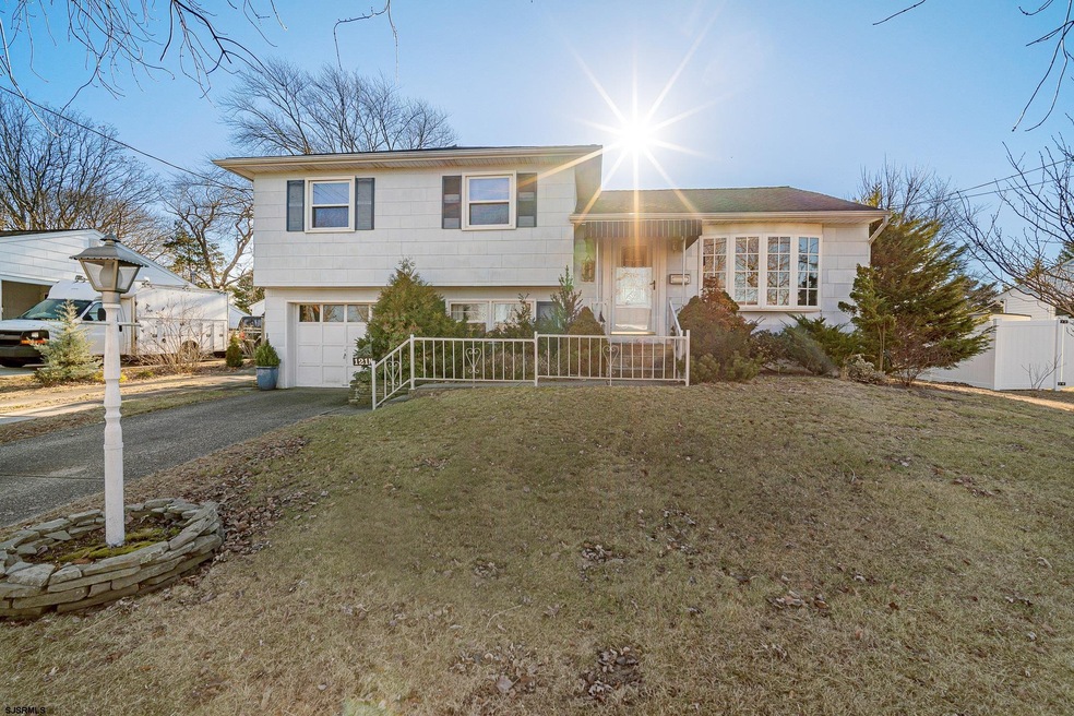 121 N Ambler Rd, Somers Point, NJ 08244 - photo 1