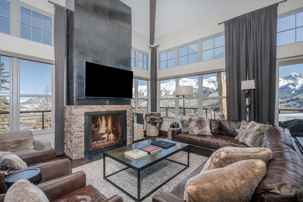 136 San Joaquin Rd Unit D401  