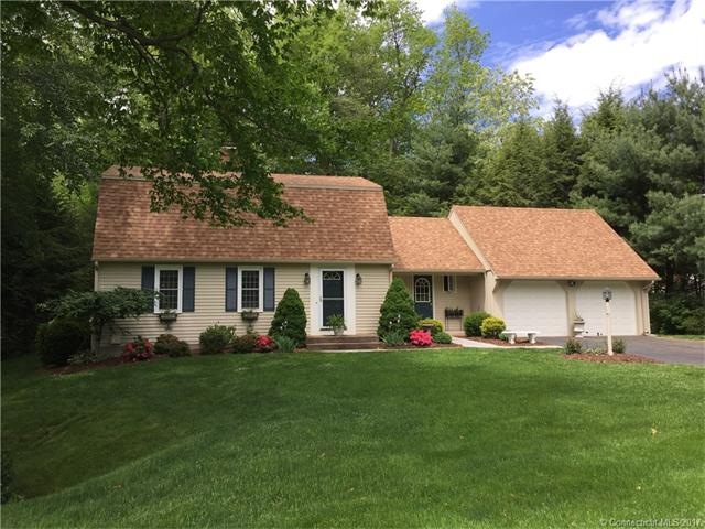 158 Stonepost Rd, Glastonbury, CT 06033 - photo 1