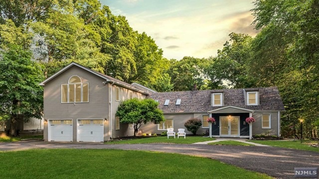 535 Brook Ave, Westwood, NJ 07675 - photo 1