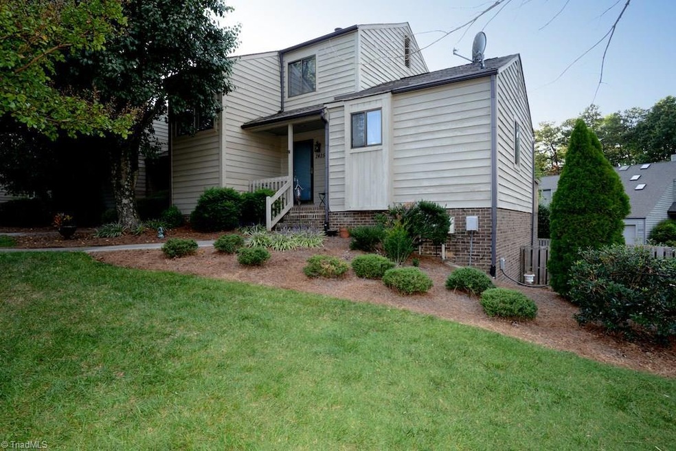 Gorgeous end unit townhouse.  Easy care living in premier lakeside community!