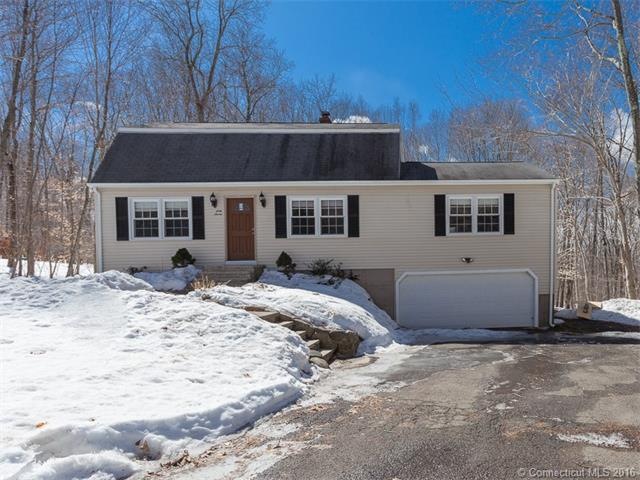 67 Putting Green Ln, Prospect, CT 06712 - photo 1