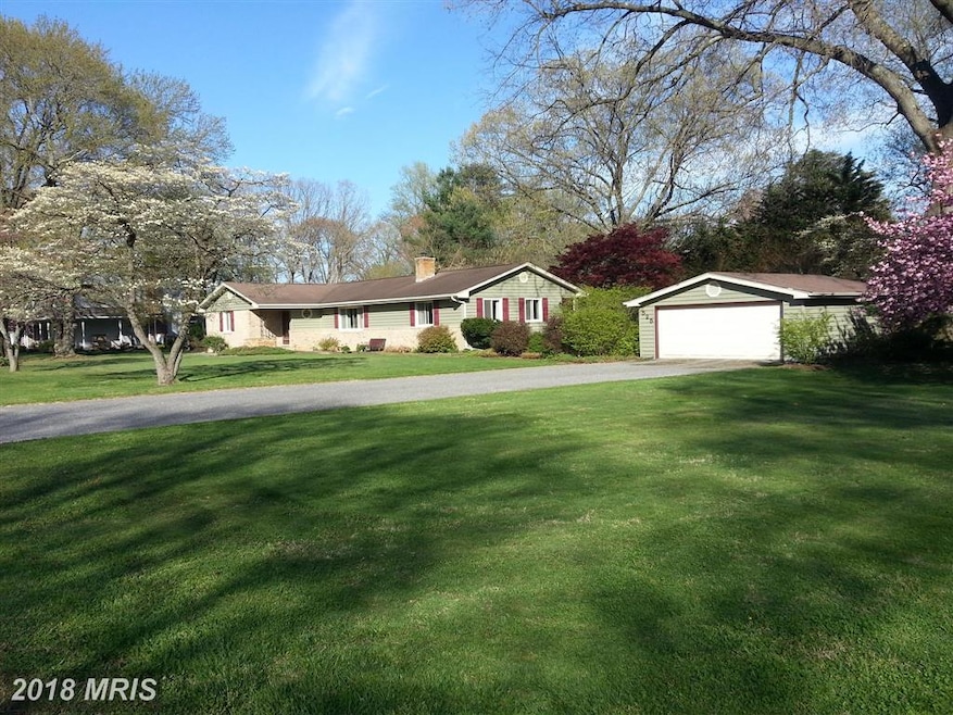 525 Carol Ave, Gambrills, MD 21054 - photo 1