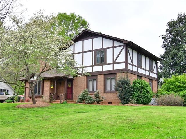 2502 Heritage Cir, Statesville, NC 28625 - photo 1