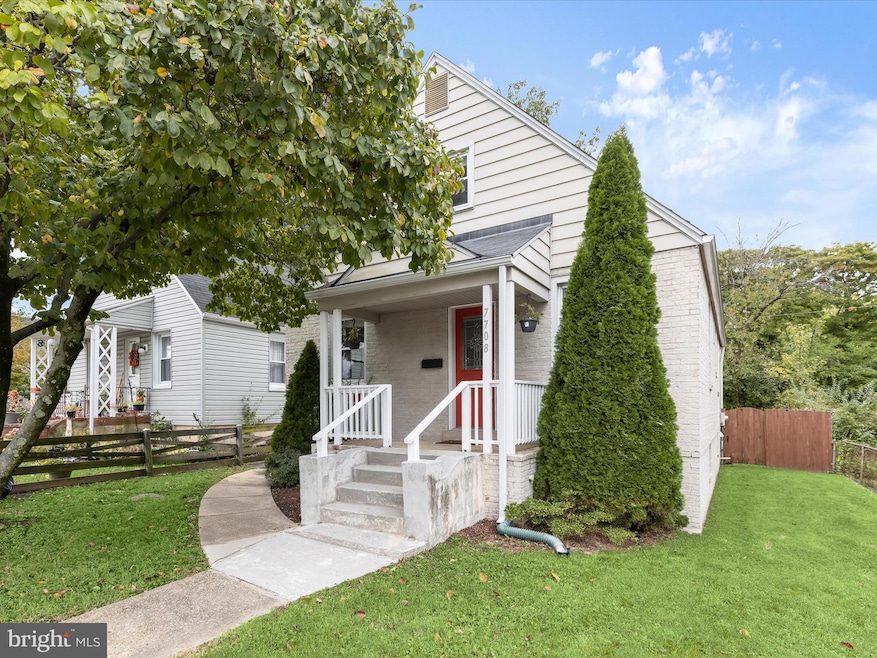 For Sale $330,000 • Co-Listing Agent