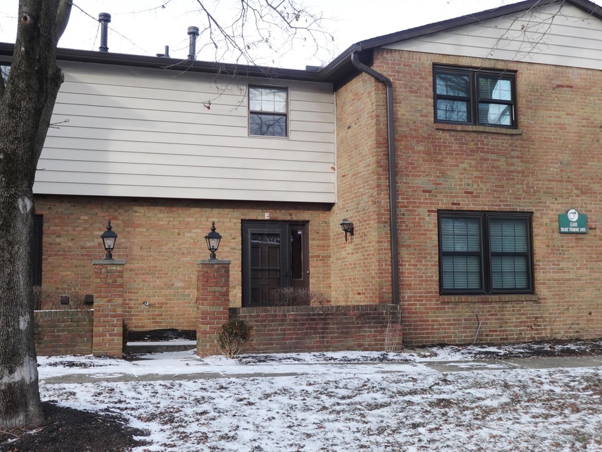 600 Olde Towne Front 1