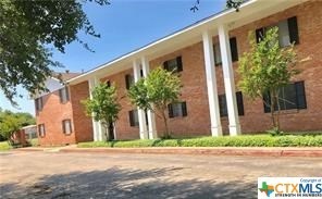 1120 N King St unit 210, Seguin, TX 78155 - photo 1