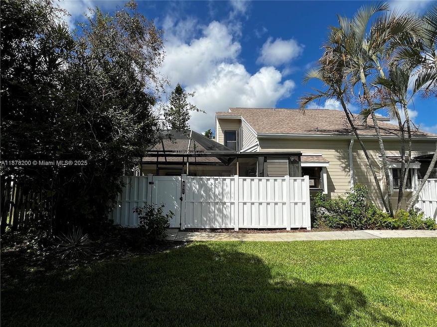 601 Summerwinds Ln, Jupiter, FL 33458 - photo 1